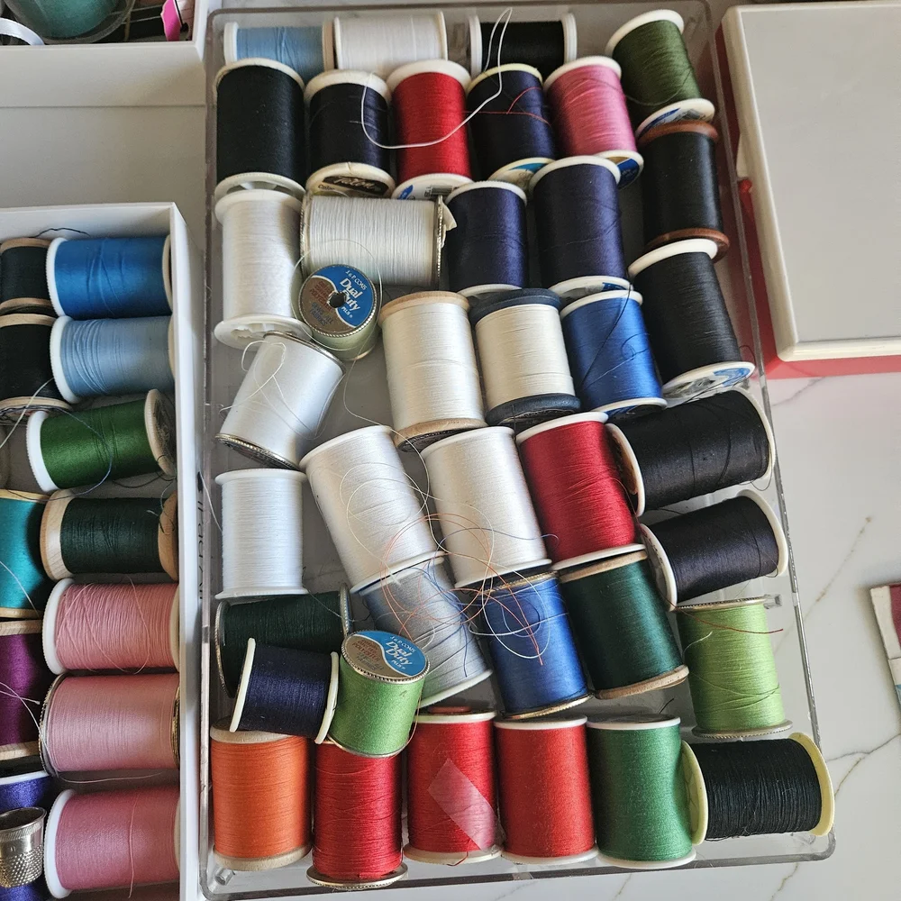 Assorted Sewing Thread Spools - Multi Color - Picture 3 of 3